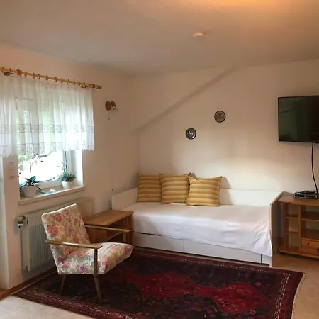 Gaestehaus Lumesberger Apartamento Grein