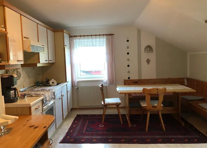 Gaestehaus Lumesberger